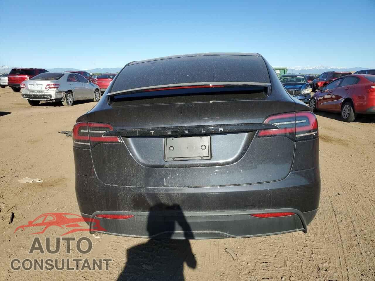 TESLA MODEL X 2023 - 7SAXCAE54PF423727
