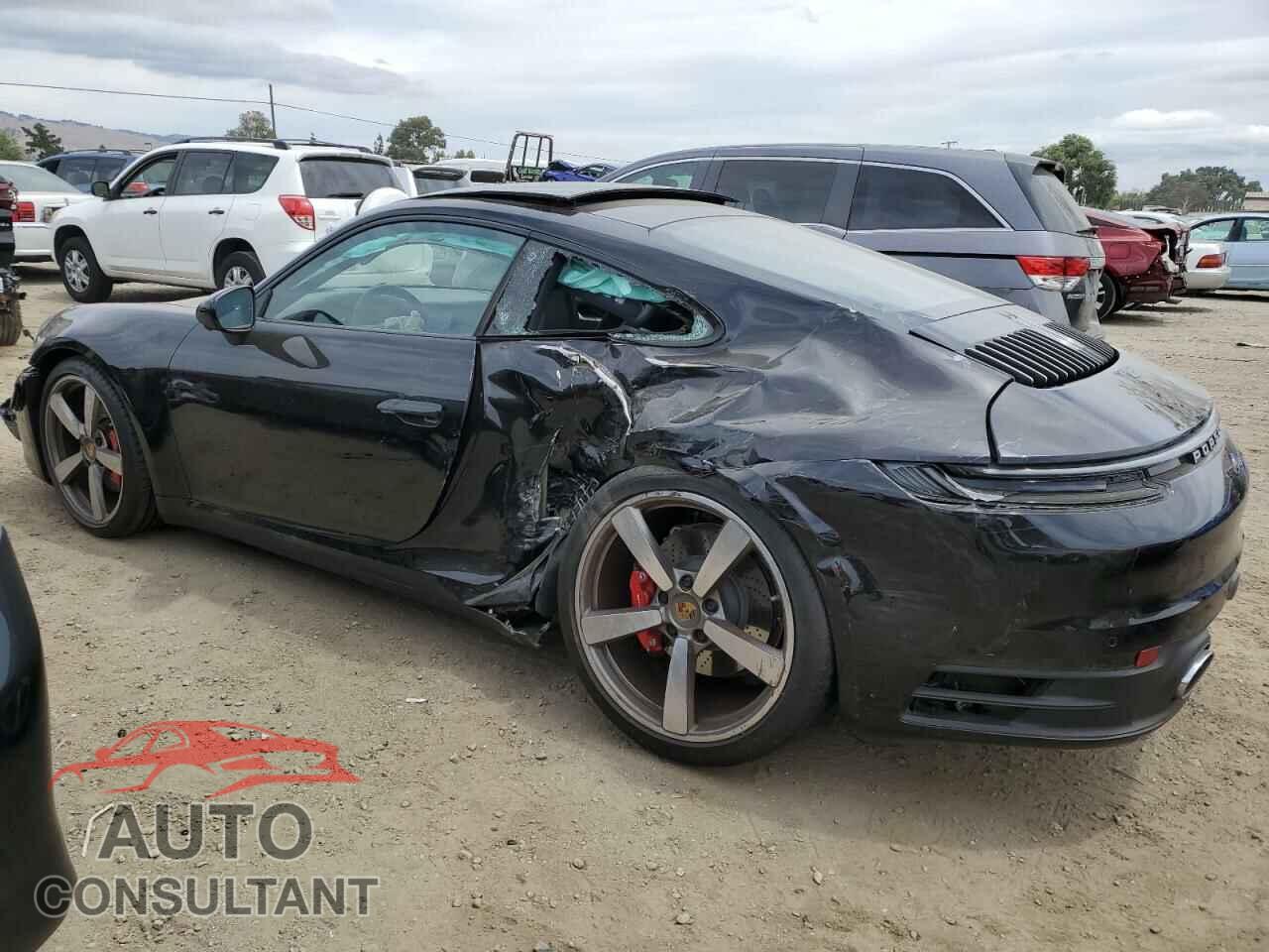 PORSCHE 911 2024 - WP0AB2A92RS218949