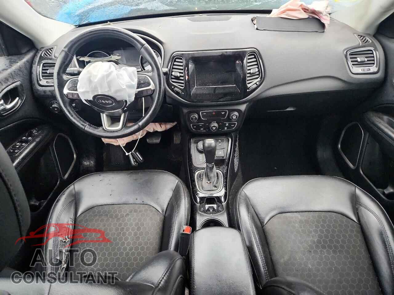 JEEP COMPASS 2018 - 3C4NJDBB1JT323986