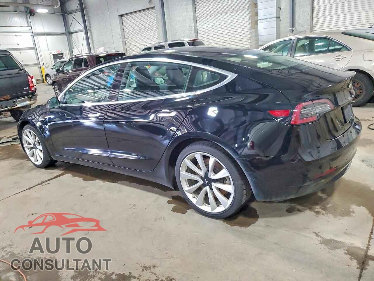 TESLA MODEL 3 2018 - 5YJ3E1EB3JF186697