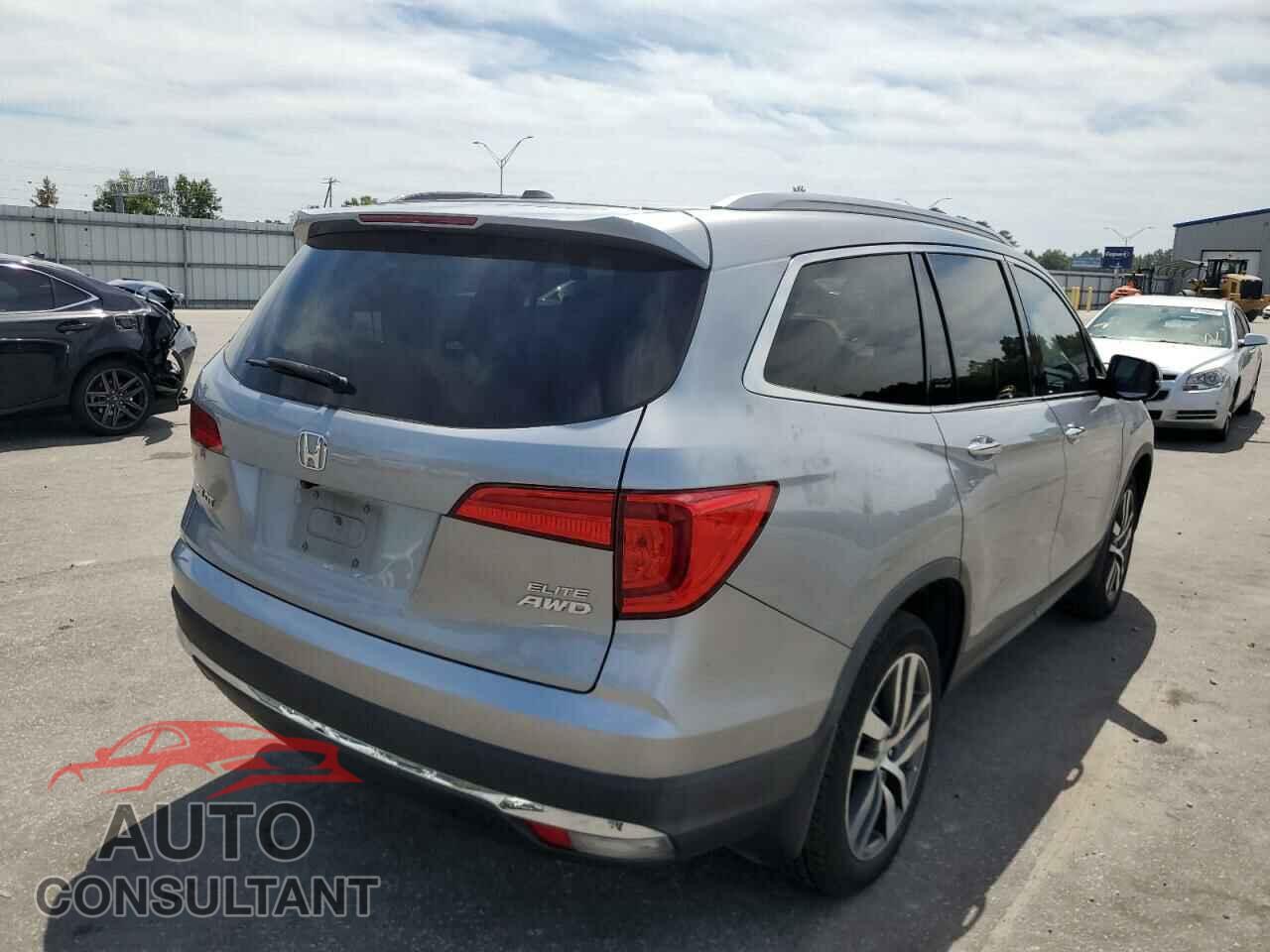 HONDA PILOT 2016 - 5FNYF6H03GB105510