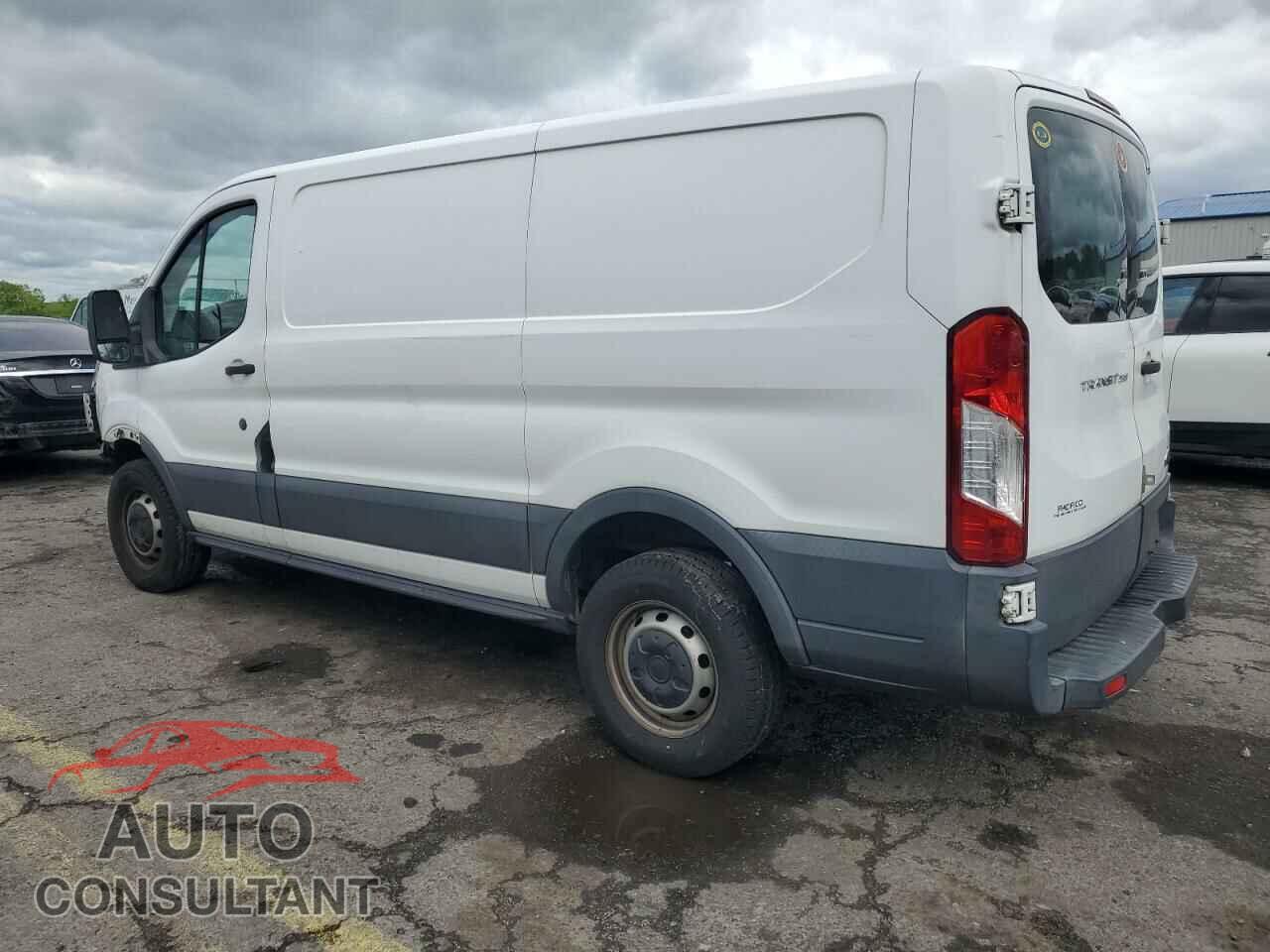 FORD TRANSIT 2015 - 1FTNR1YM9FKA13366