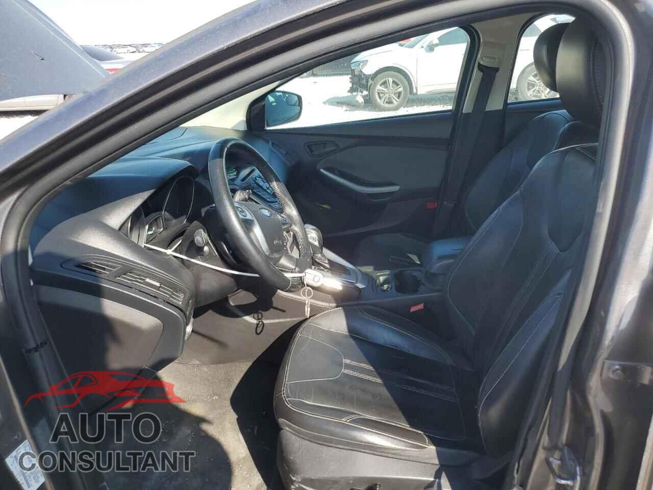 FORD FOCUS 2013 - 1FADP3F28DL266335