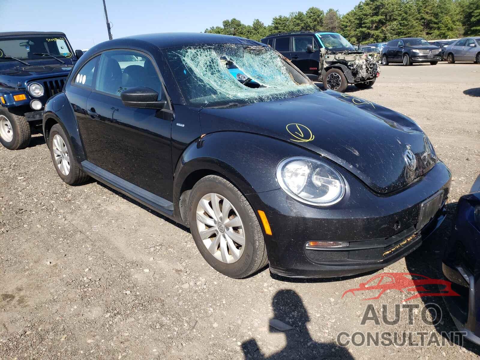 VOLKSWAGEN BEETLE 2016 - 3VWF17ATXGM611618