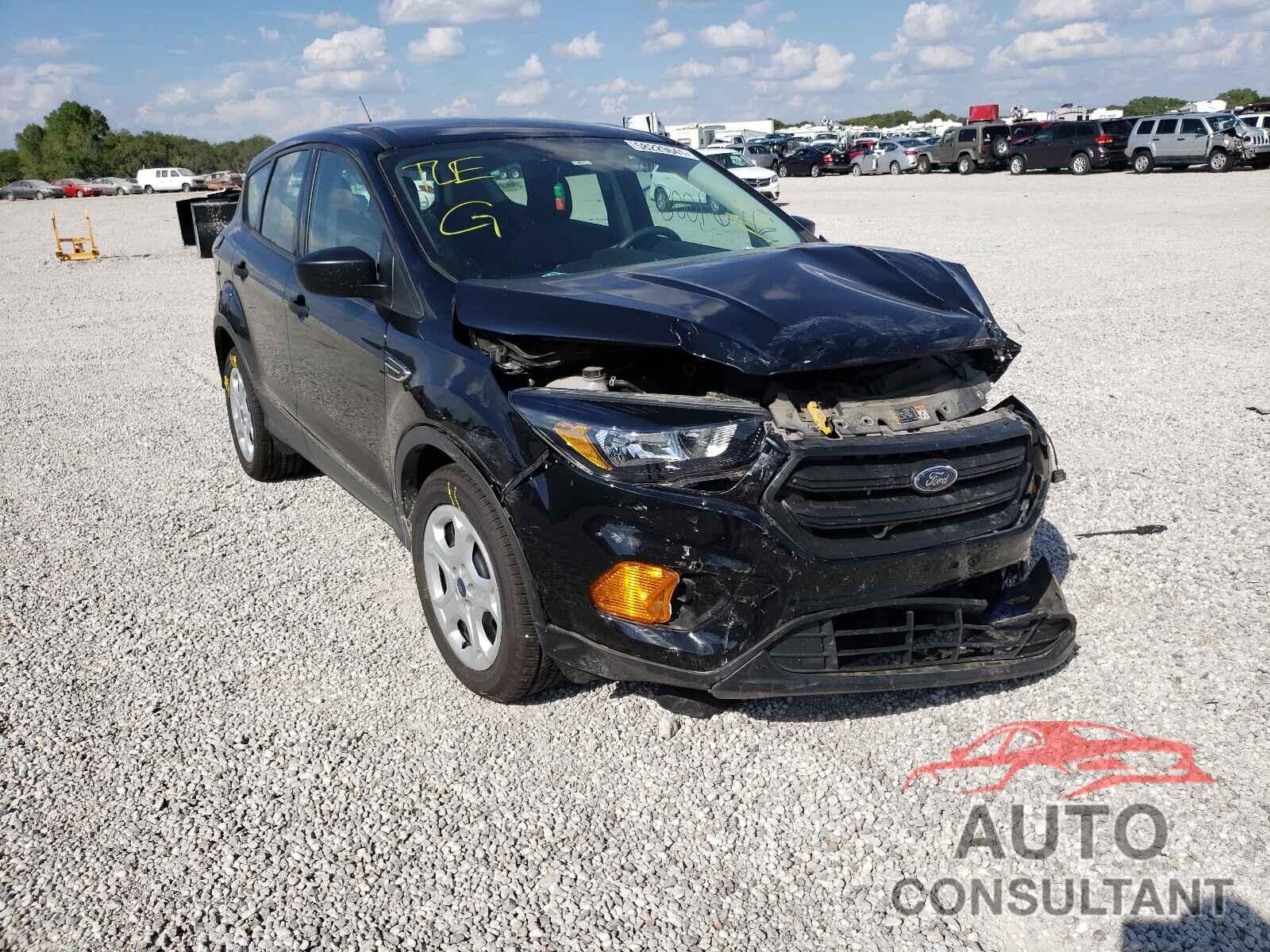 FORD ESCAPE 2018 - 1FMCU0F7XJUD20485