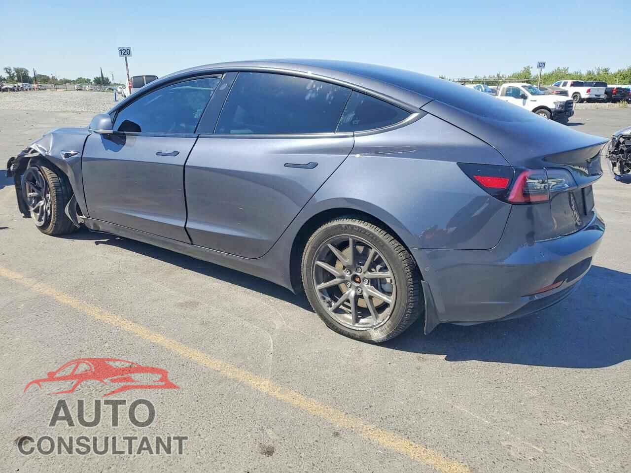TESLA MODEL 3 2019 - 5YJ3E1EB3KF450423