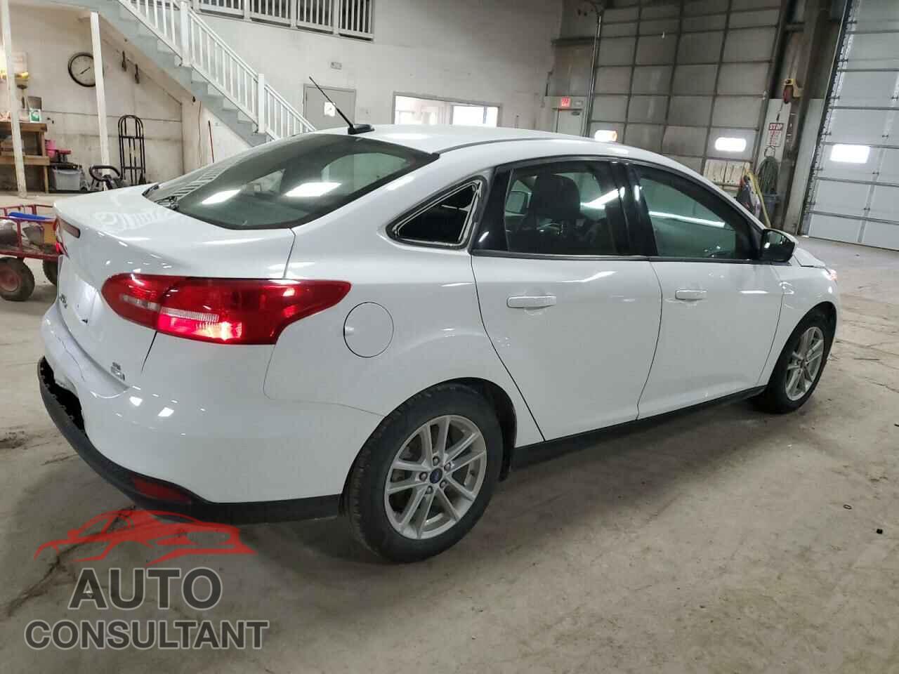 FORD FOCUS 2018 - 1FADP3FE8JL211342