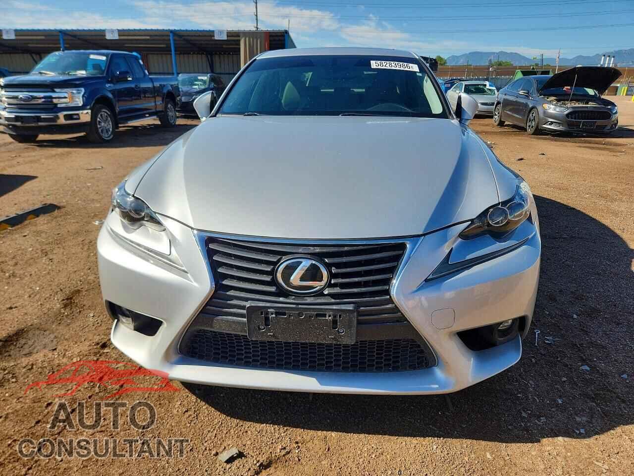 LEXUS IS 2015 - JTHCF1D23F5019830