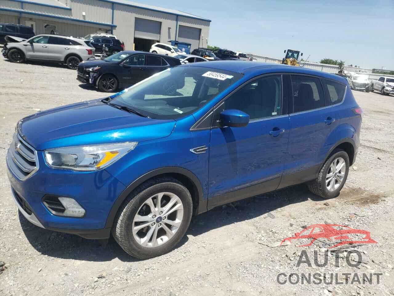 FORD ESCAPE 2017 - 1FMCU0GD8HUB40050