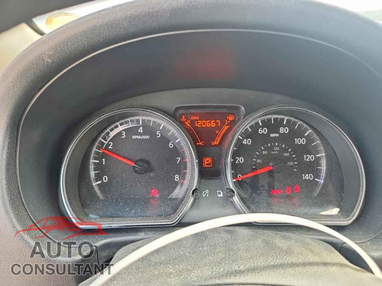 NISSAN VERSA 2017 - 3N1CE2CP4HL372140
