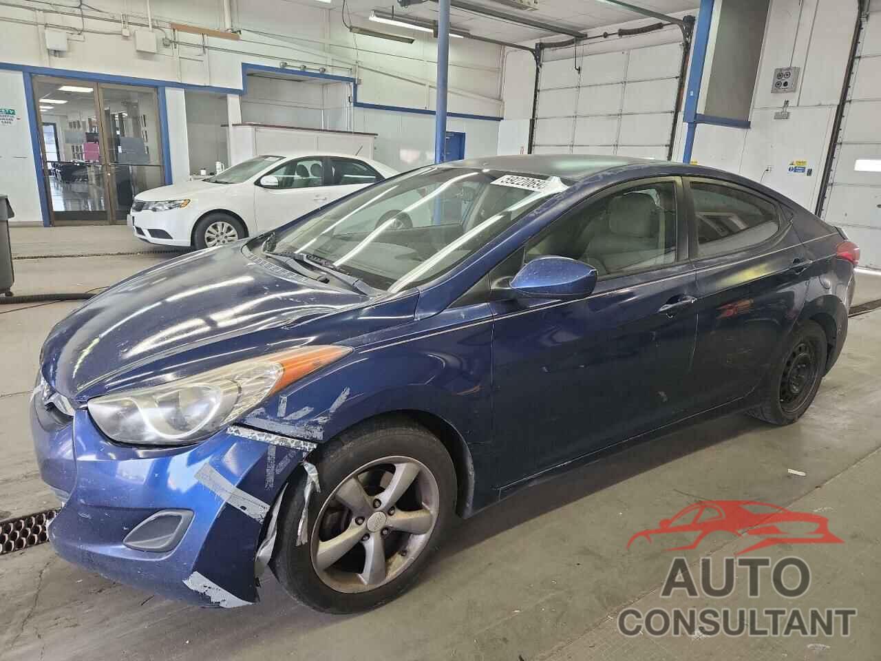 HYUNDAI ELANTRA 2013 - KMHDH4AE4DU541557