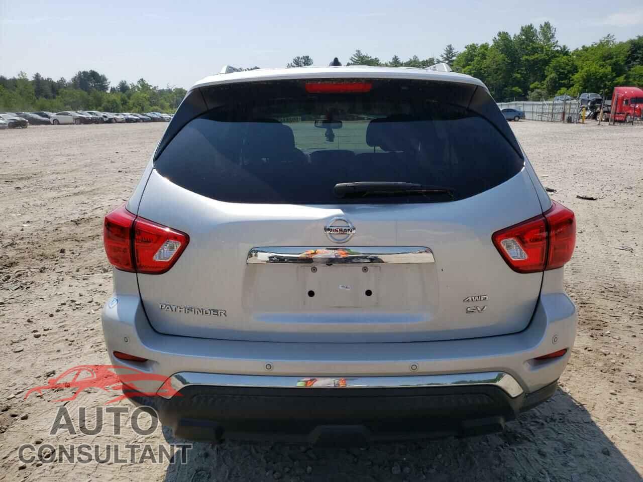 NISSAN PATHFINDER 2018 - 5N1DR2MM2JC641663