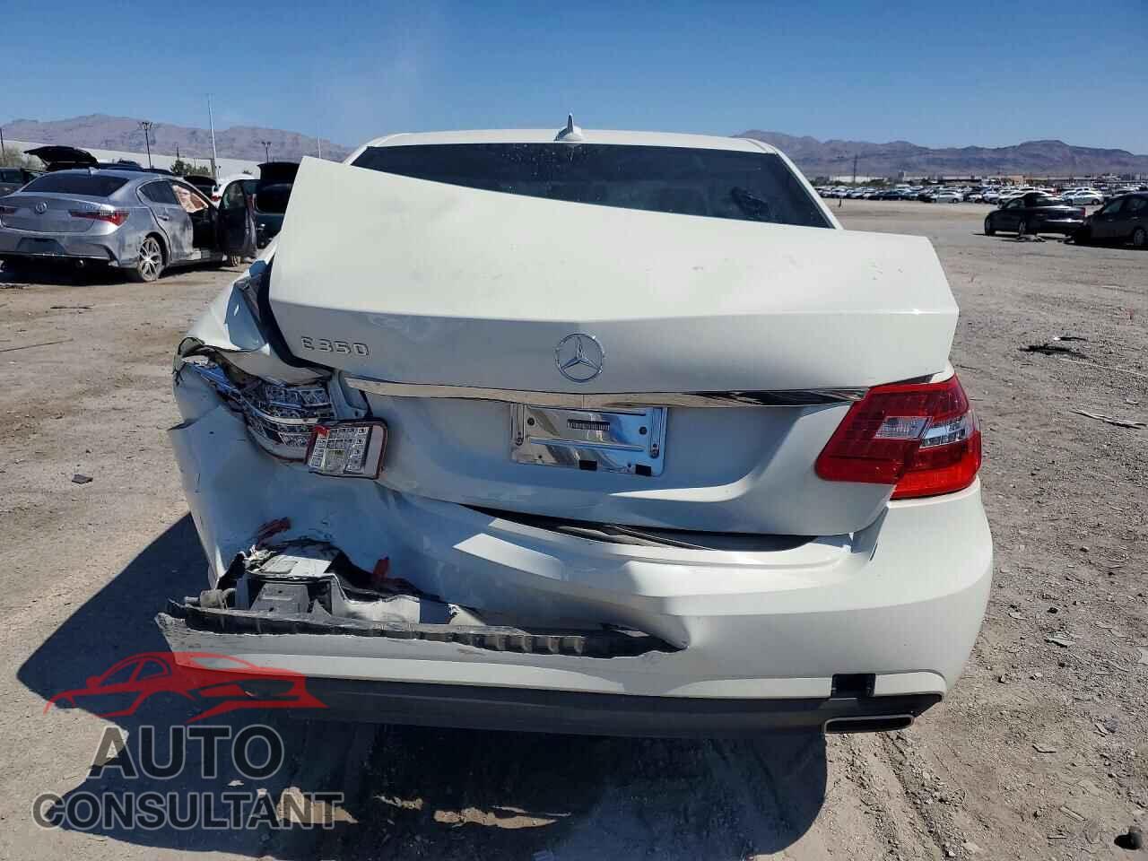 MERCEDES-BENZ E-CLASS 2012 - WDDHF5KB1CA543312