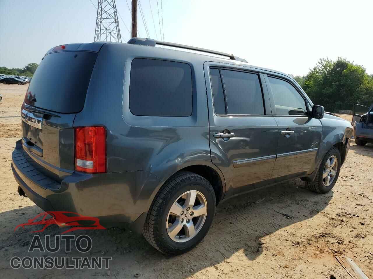 HONDA PILOT 2011 - 5FNYF3H56BB018901