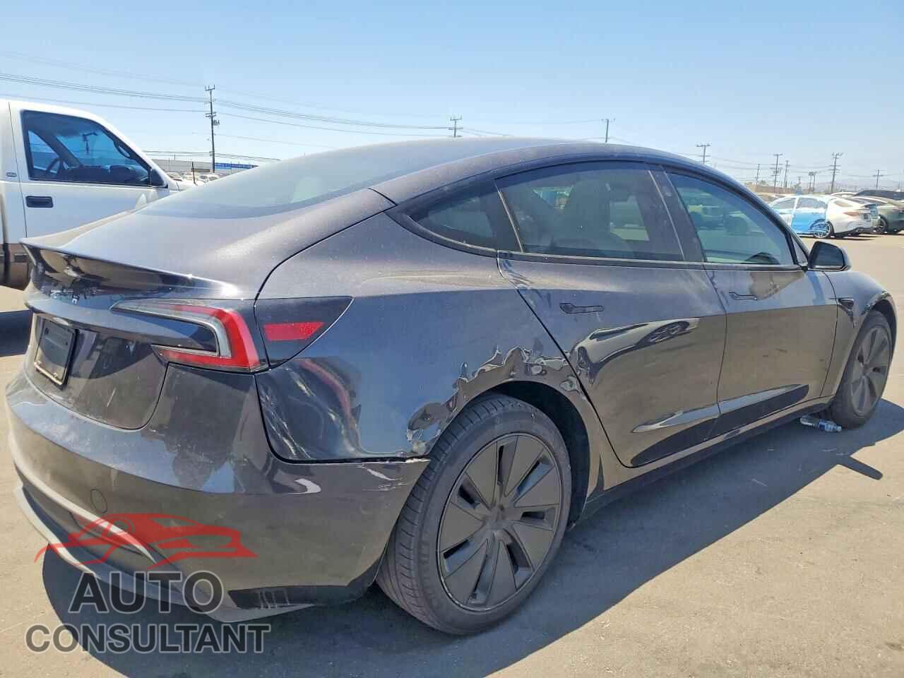 TESLA MODEL 3 2024 - 5YJ3E1EA1RF798769