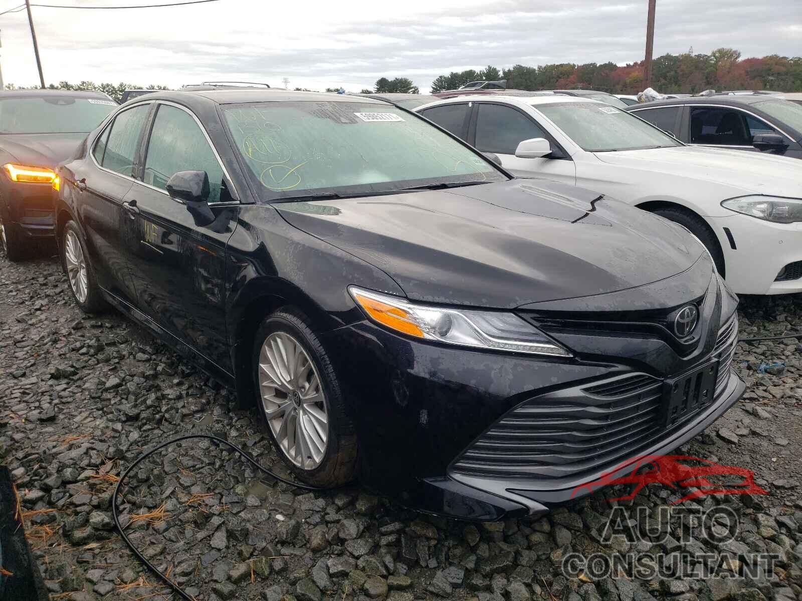 TOYOTA CAMRY 2020 - 4T1F11BKXLU011592