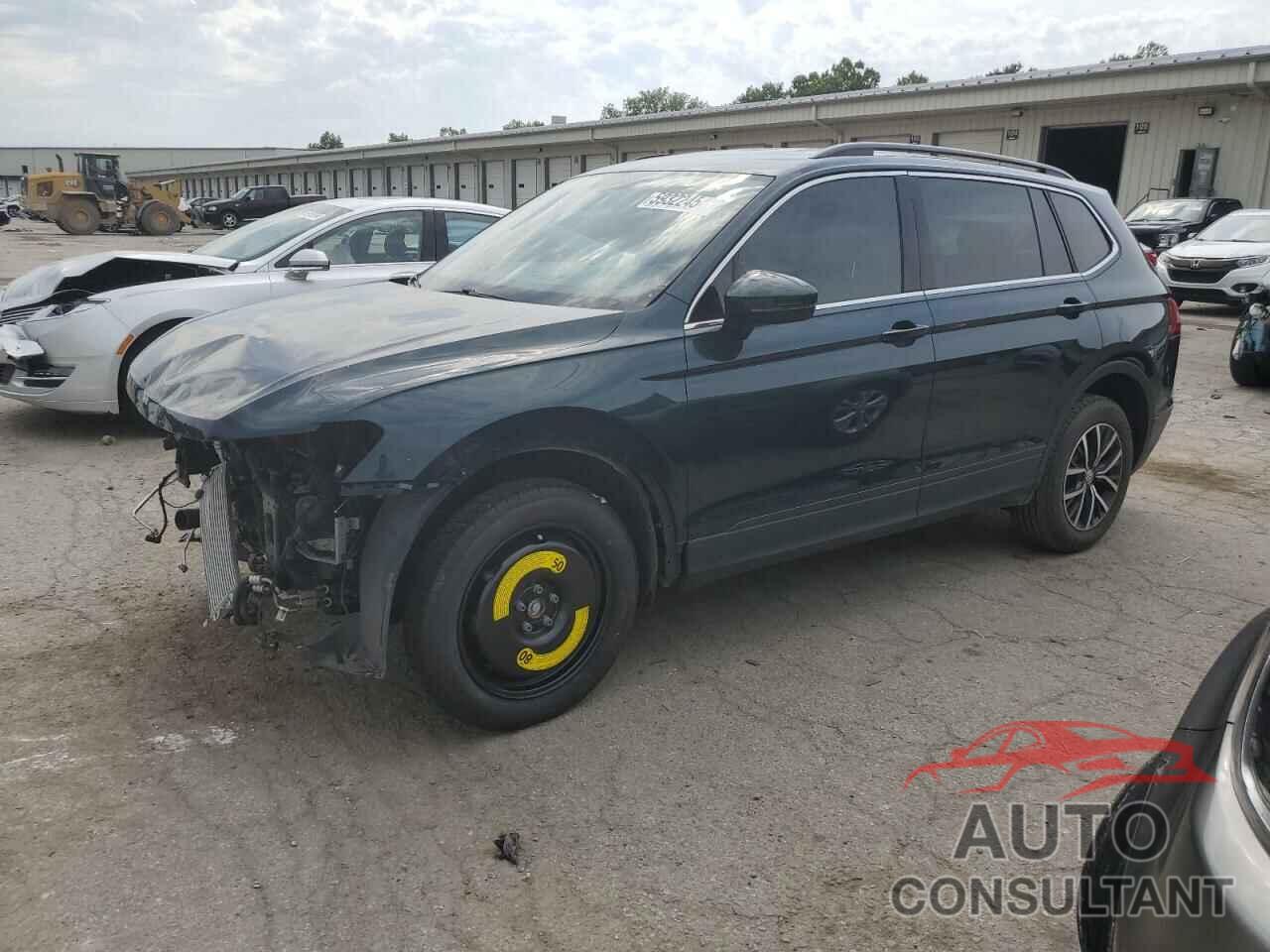 VOLKSWAGEN TIGUAN 2019 - 3VV3B7AX7KM093192