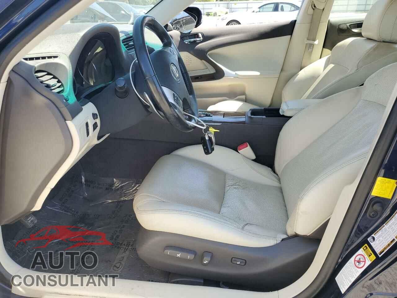 LEXUS IS 2012 - JTHBF5C26C5164330
