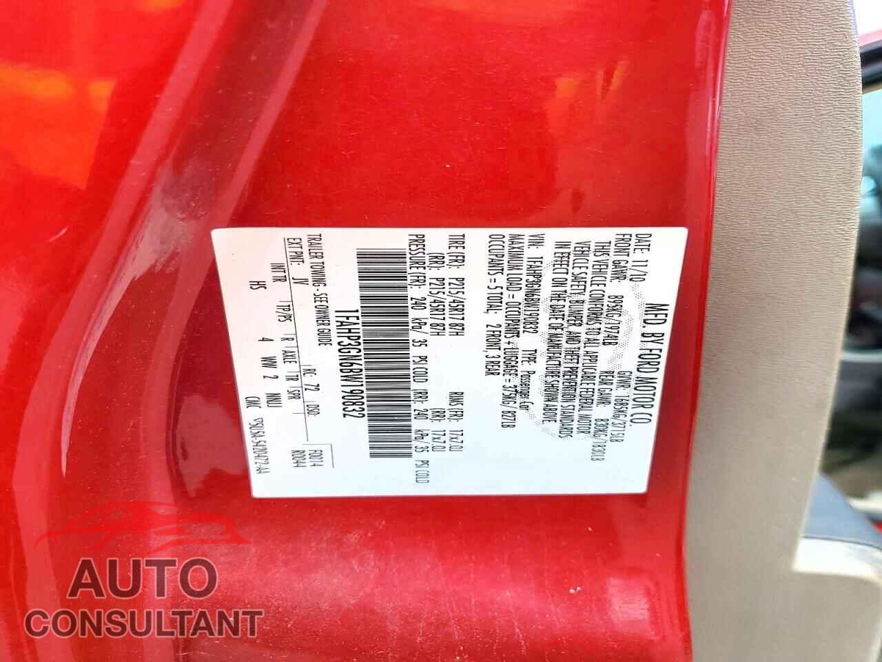 FORD FOCUS 2011 - 1FAHP3GN6BW190832