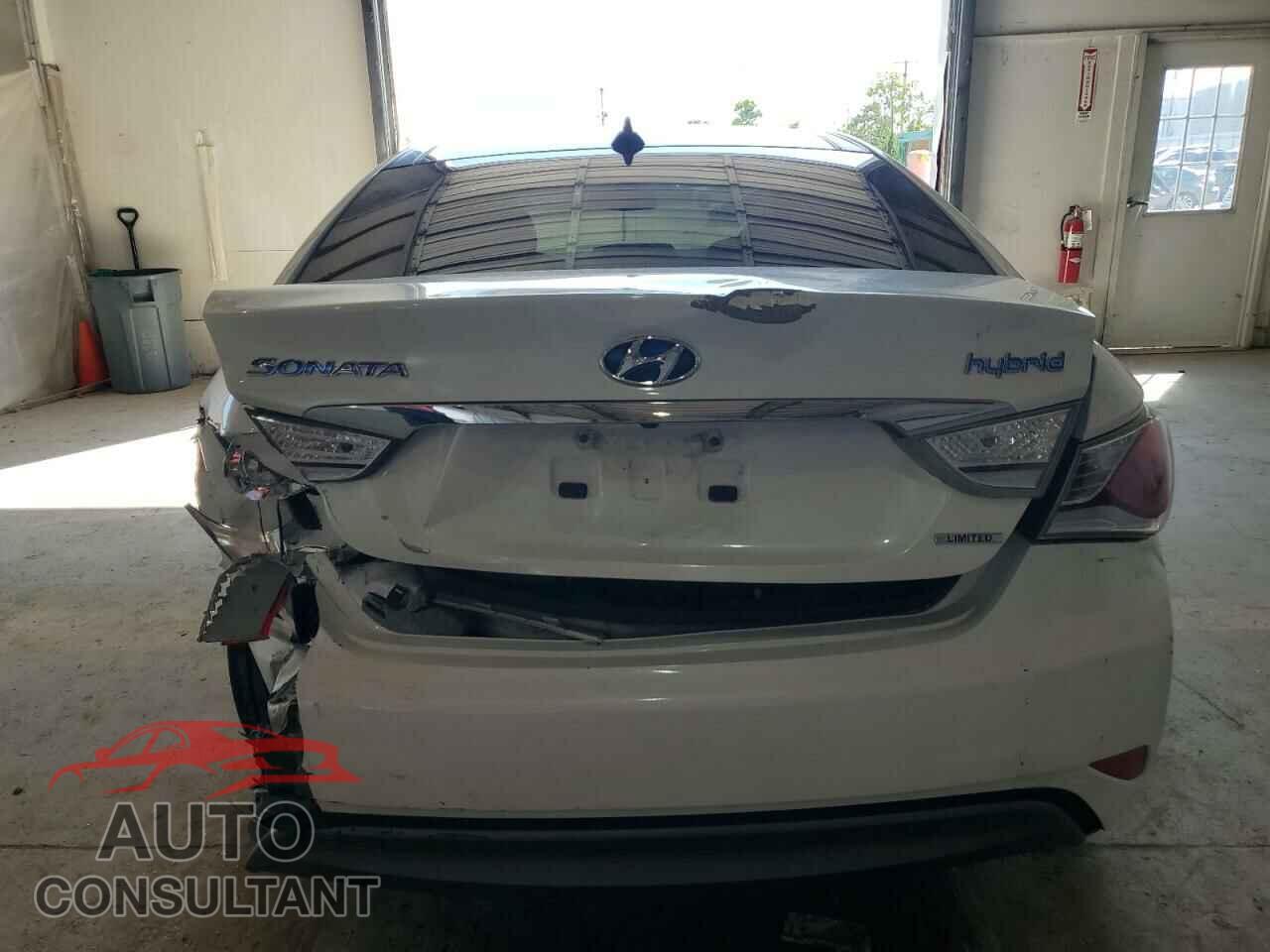 HYUNDAI SONATA 2014 - KMHEC4A4XEA106247
