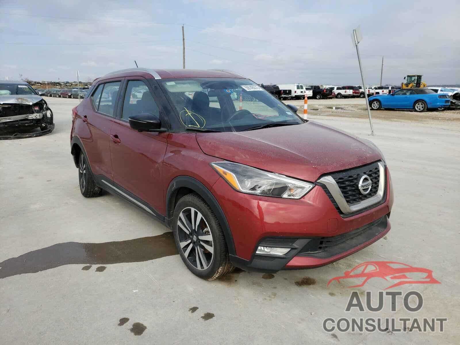 NISSAN KICKS 2018 - 3N1CP5CU9JL525893