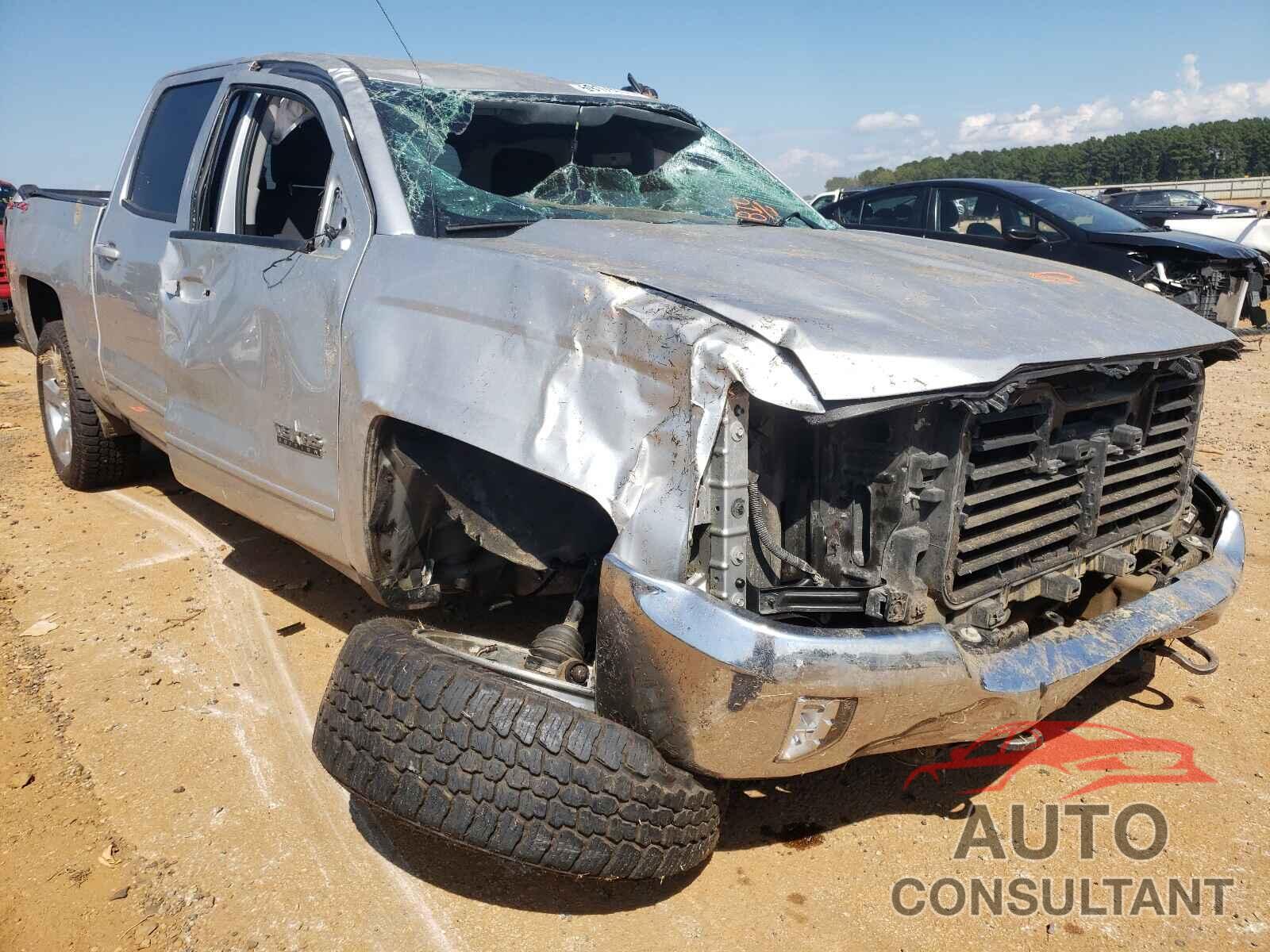 CHEVROLET SILVERADO 2018 - 3GCUKREC1JG645420