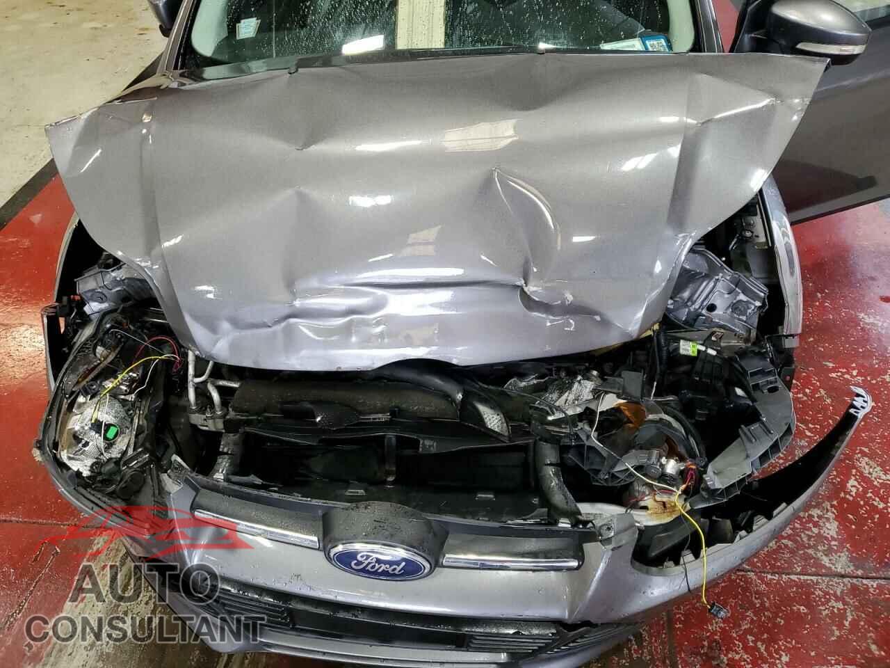 FORD FOCUS 2014 - 1FADP3F21EL428131