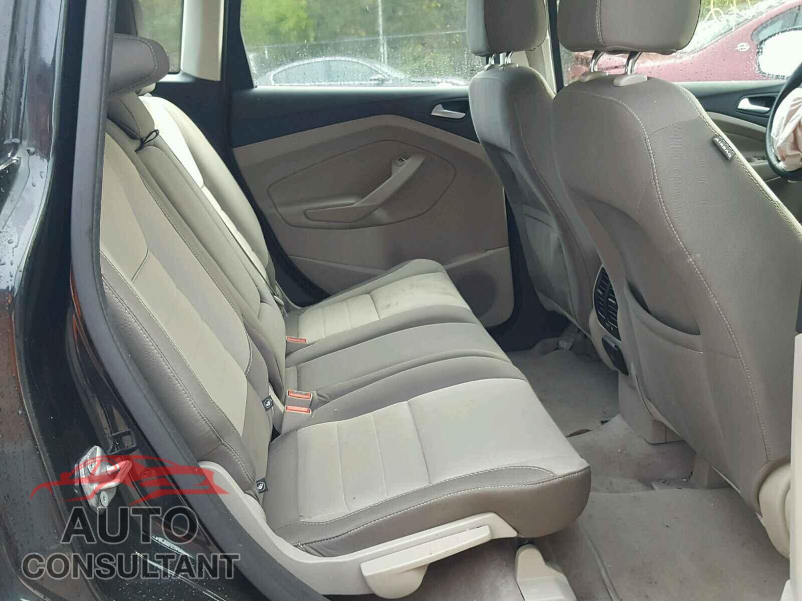 FORD CMAX 2015 - 1FADP5AU2FL118995