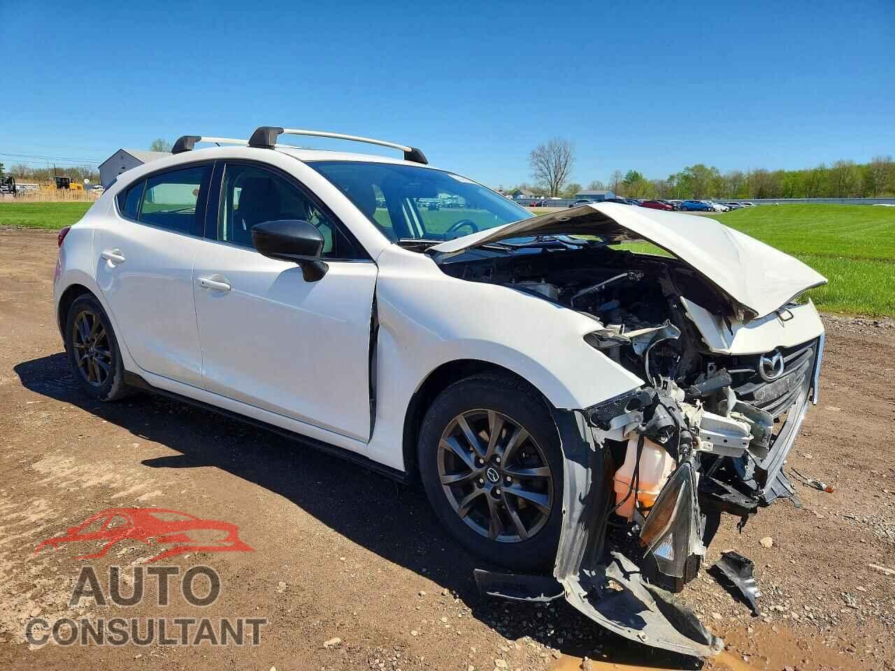 MAZDA 3 2016 - 3MZBM1L76GM273587