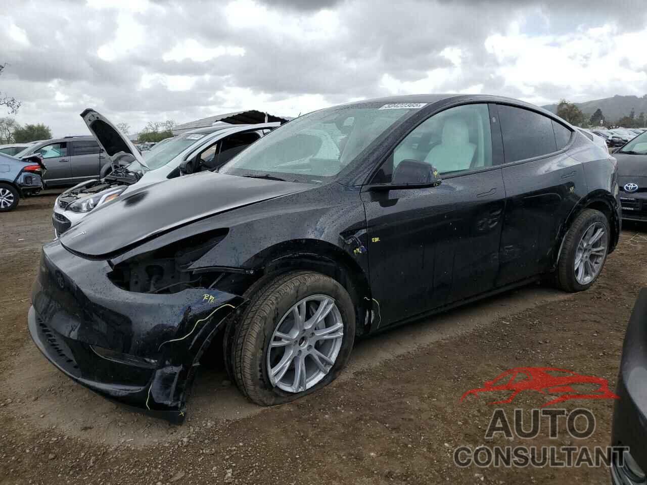 TESLA MODEL Y 2023 - 7SAYGDEE7PF903027
