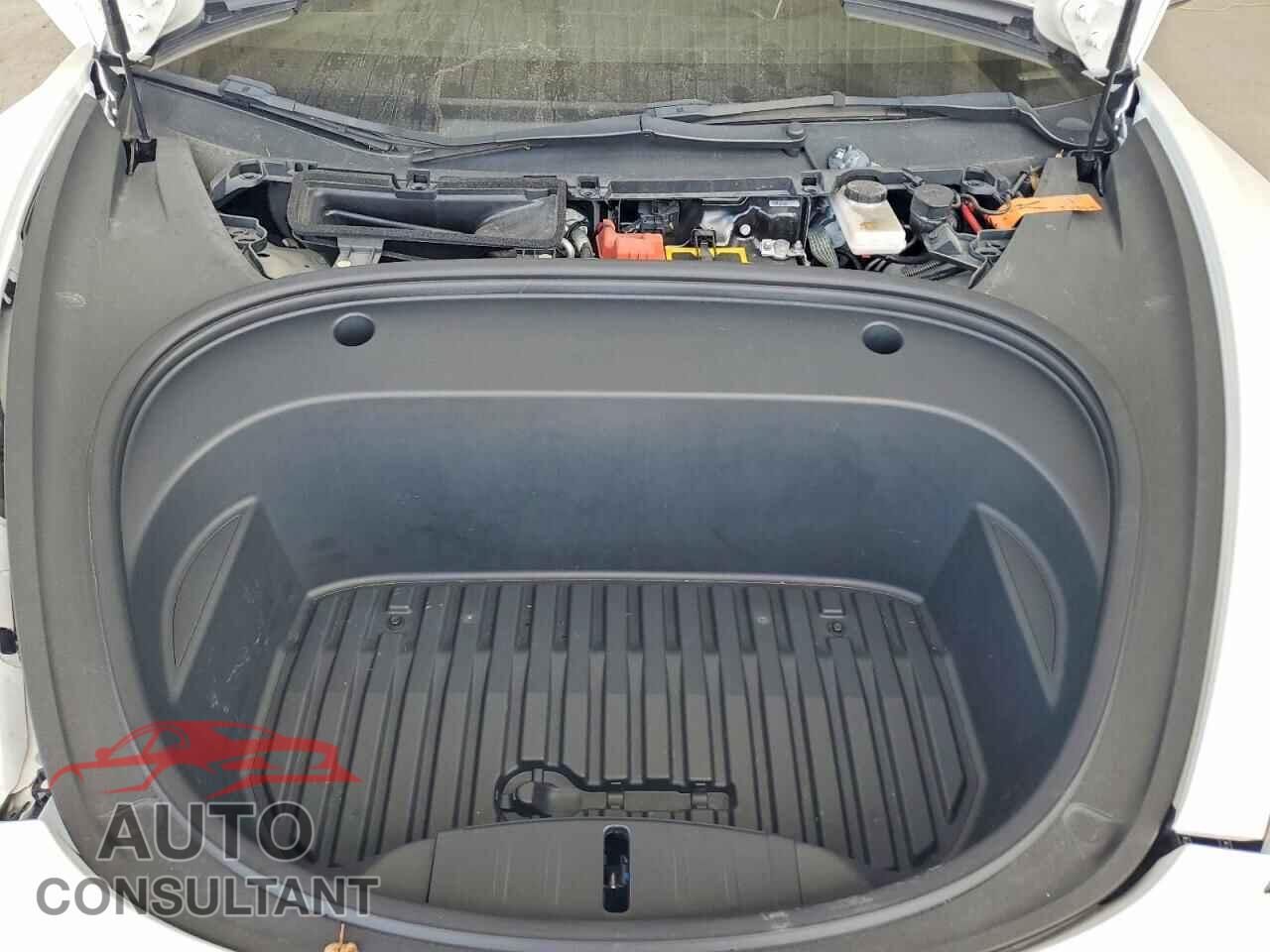 TESLA MODEL 3 2021 - 5YJ3E1EA4MF096227