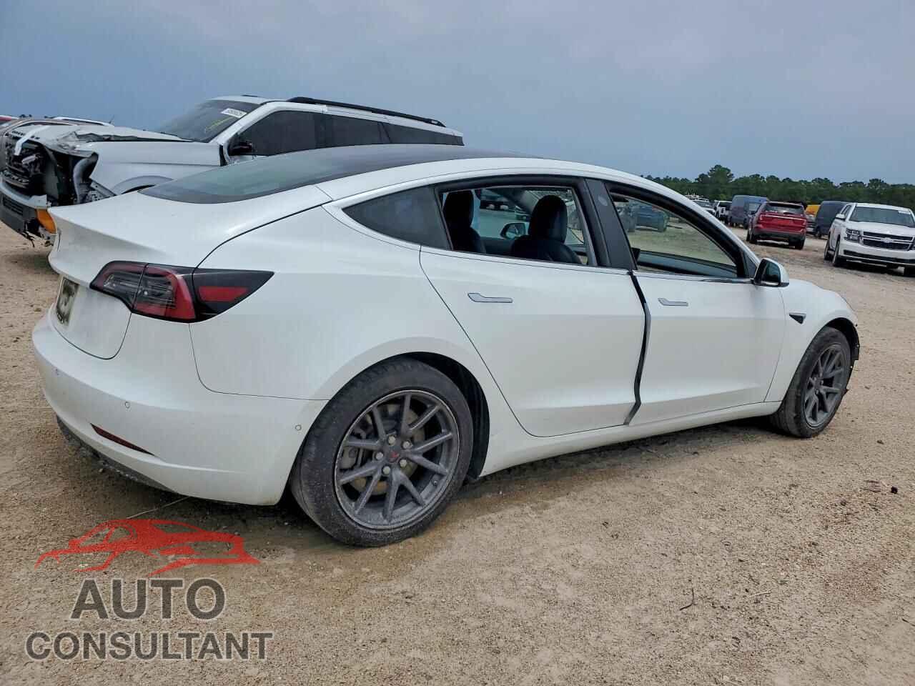 TESLA MODEL 3 2018 - 5YJ3E1EA4JF051932