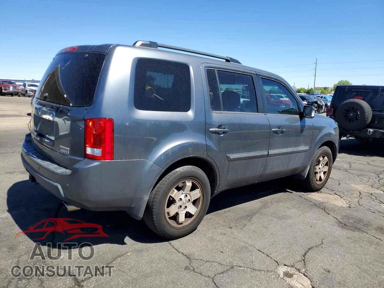HONDA PILOT 2010 - 5FNYF4H83AB021401