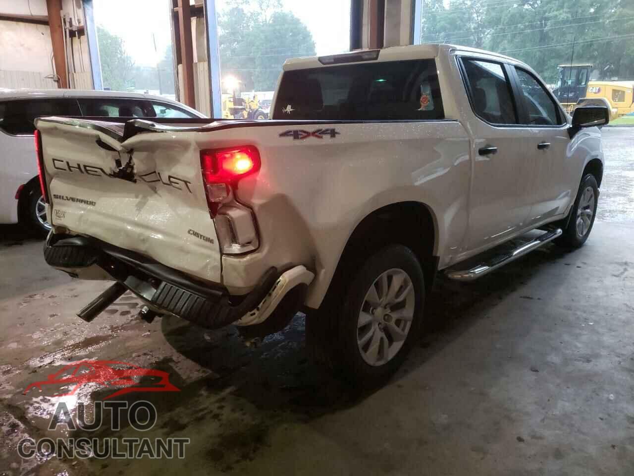 CHEVROLET SILVERADO 2019 - 3GCPYBEH2KG165466