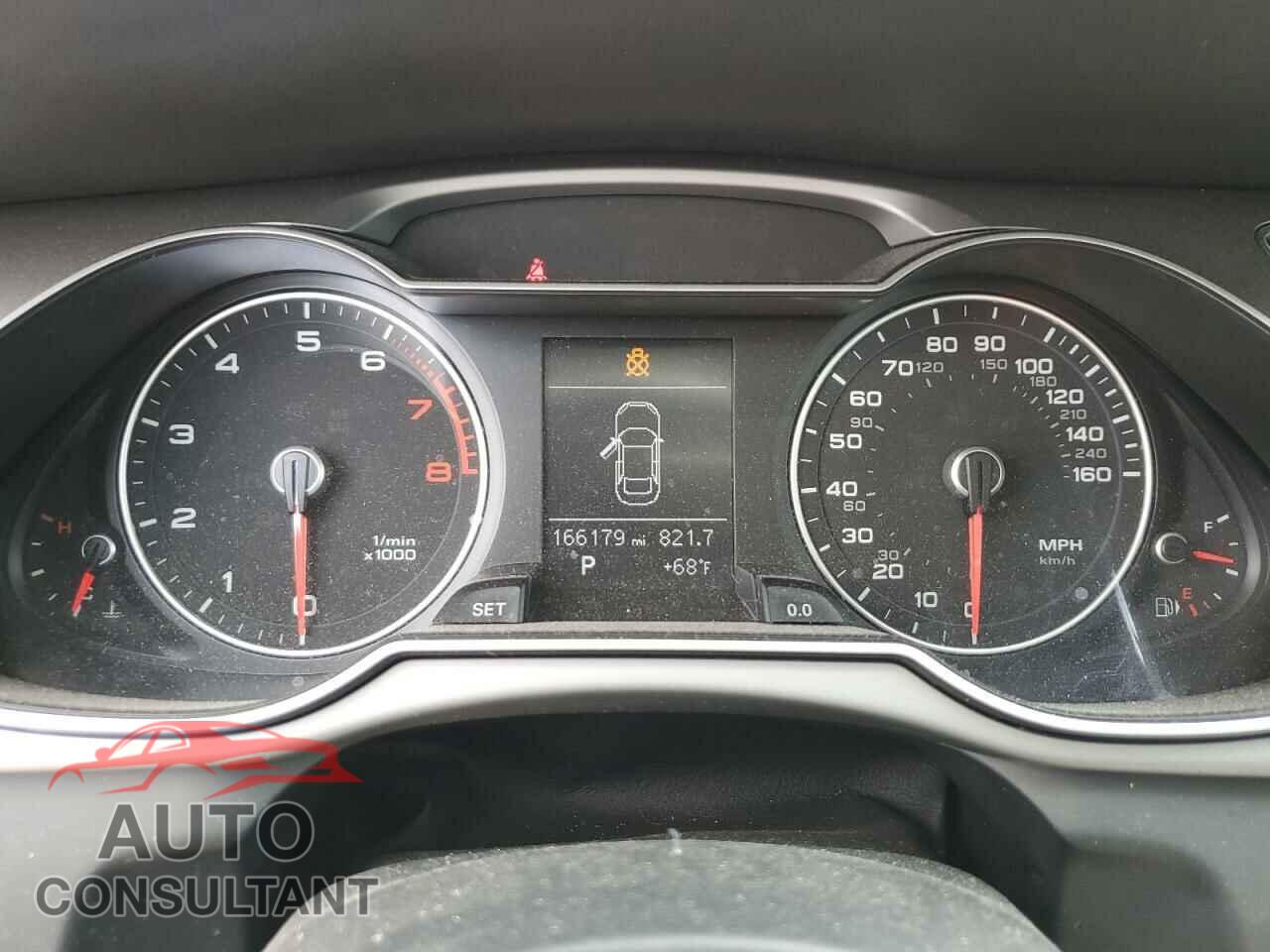 AUDI A4 2013 - WAUBFAFL8DN012921
