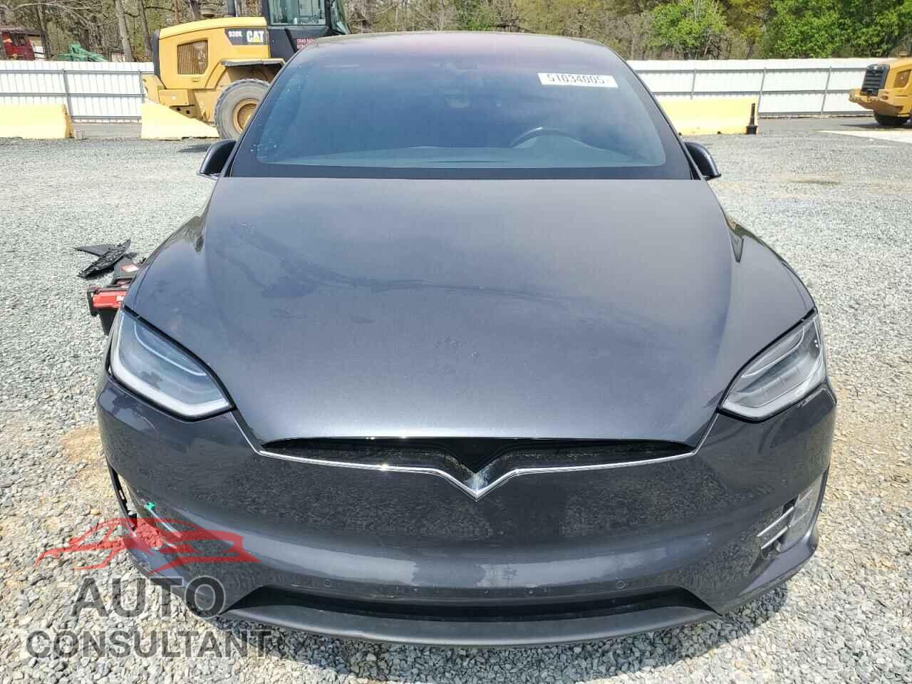 TESLA MODEL X 2016 - 5YJXCBE23GF005295