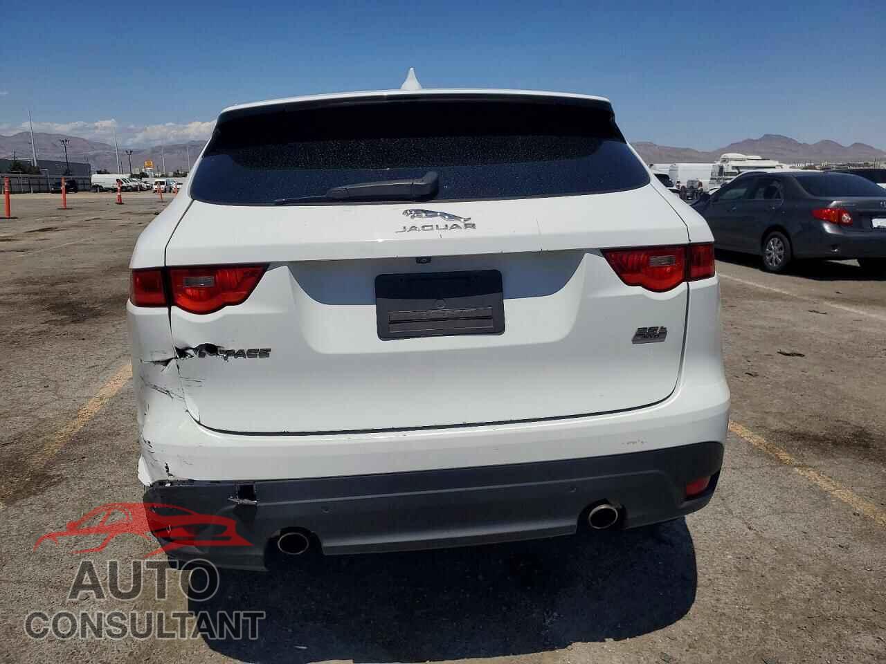 JAGUAR F-PACE 2018 - SADCJ2FX1JA281302