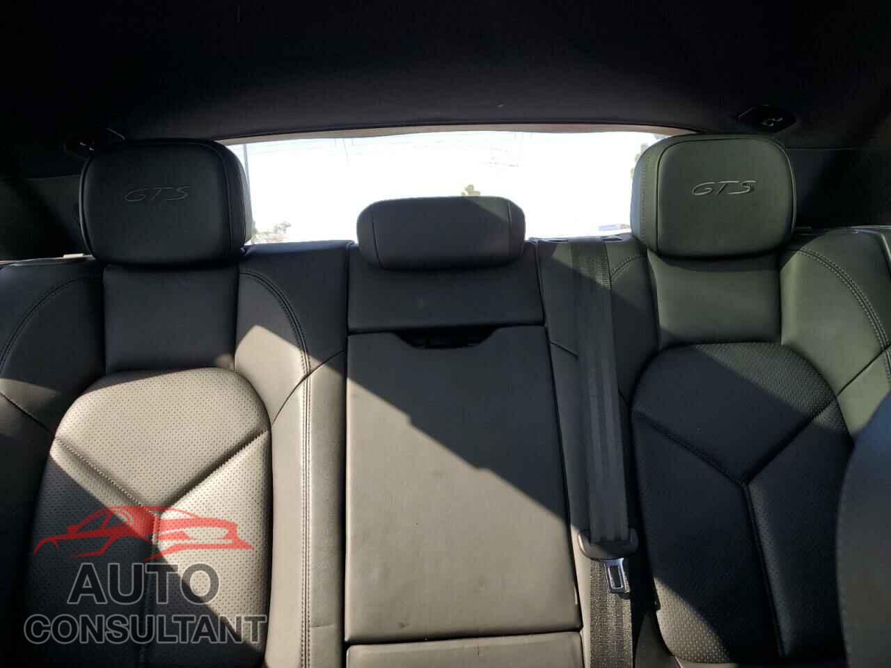 PORSCHE MACAN 2017 - WP1AG2A58HLB51229