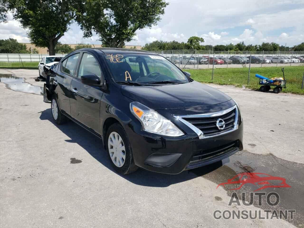 NISSAN VERSA 2019 - 3N1CN7AP1KL809437