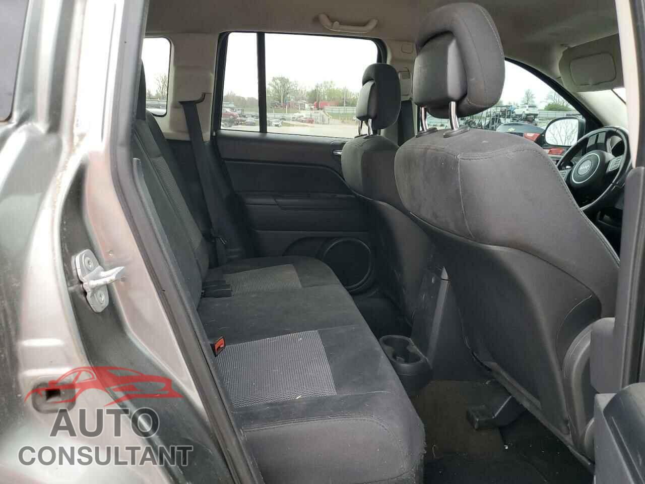 JEEP COMPASS 2013 - 1C4NJCEB2DD223122