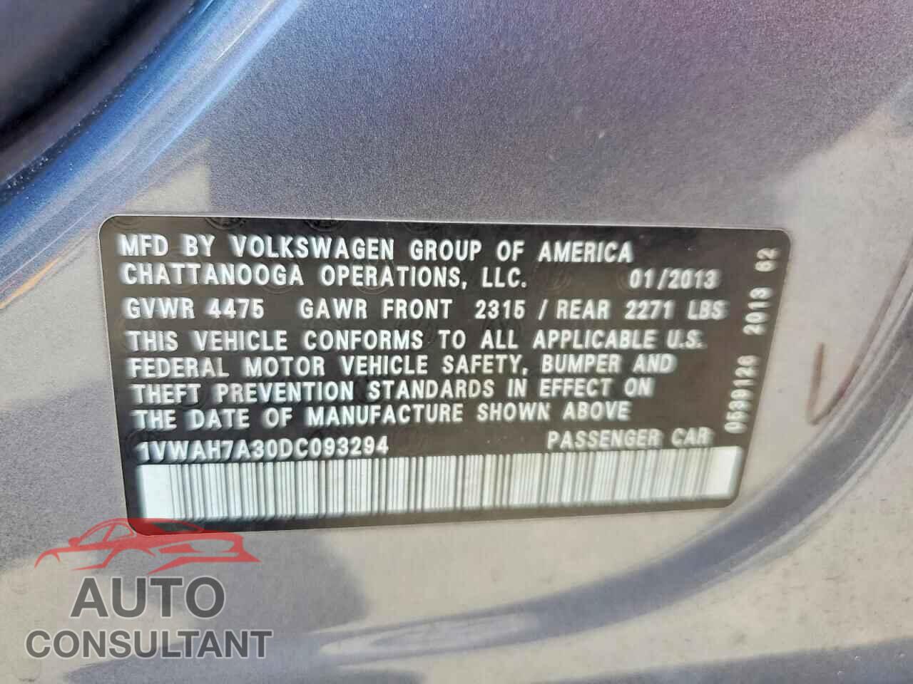 VOLKSWAGEN PASSAT 2013 - 1VWAH7A30DC093294
