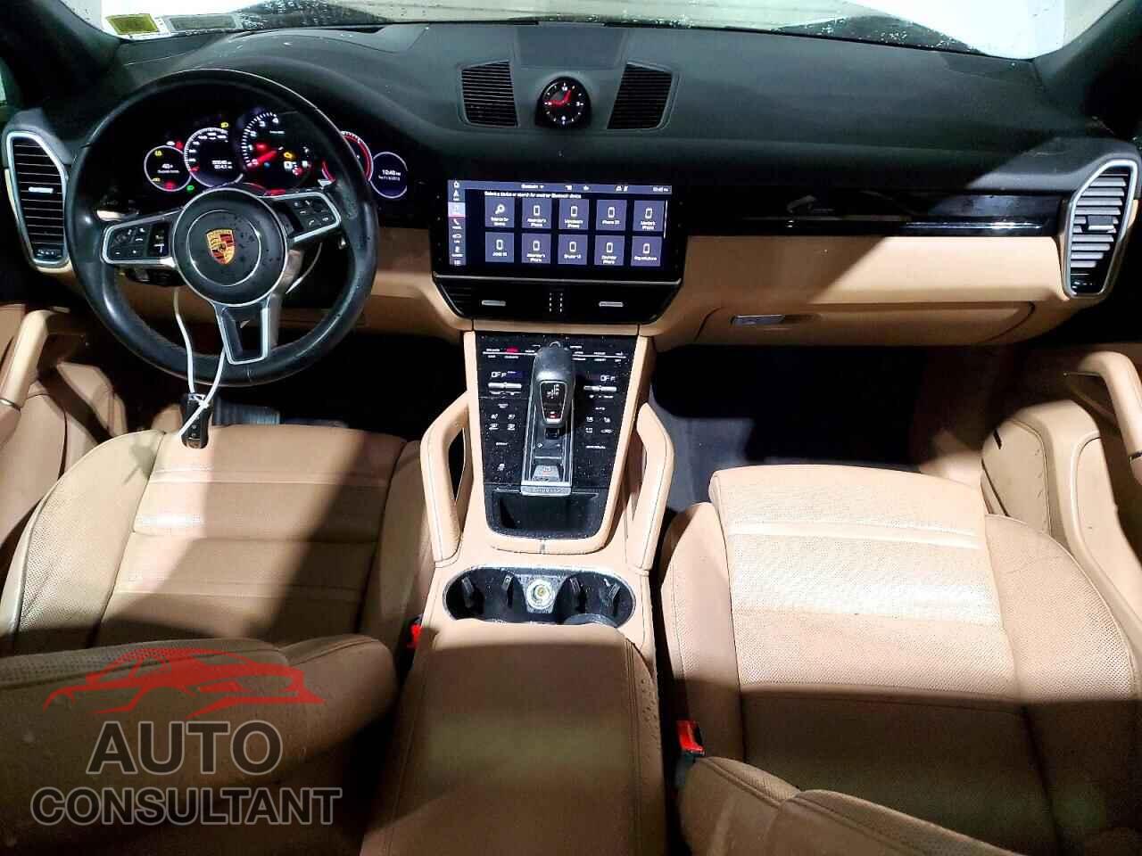 PORSCHE CAYENNE 2021 - WP1AA2AY0MDA05939