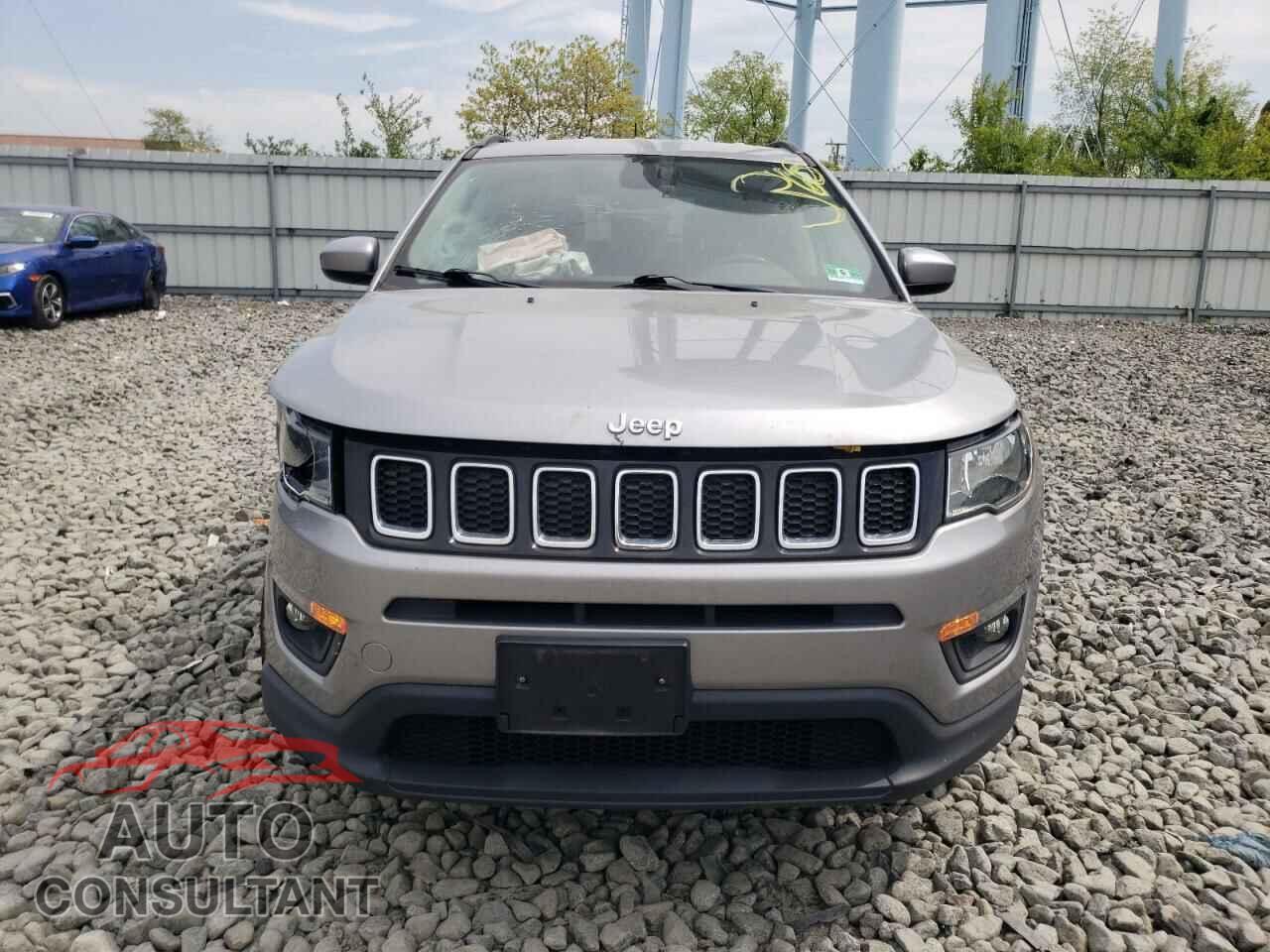 JEEP COMPASS 2018 - 3C4NJDBB5JT355632