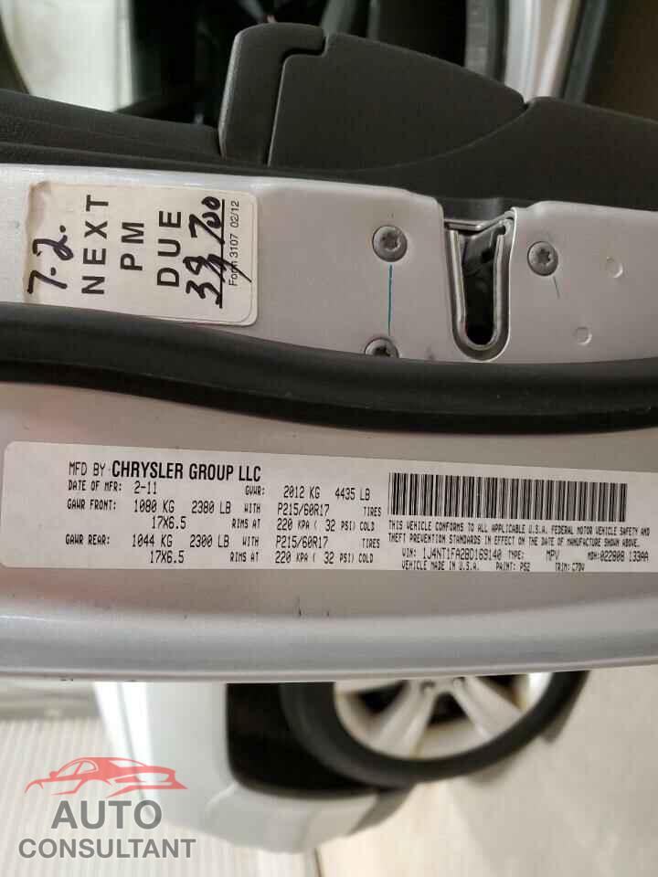 JEEP COMPASS 2011 - 1J4NT1FA2BD169140