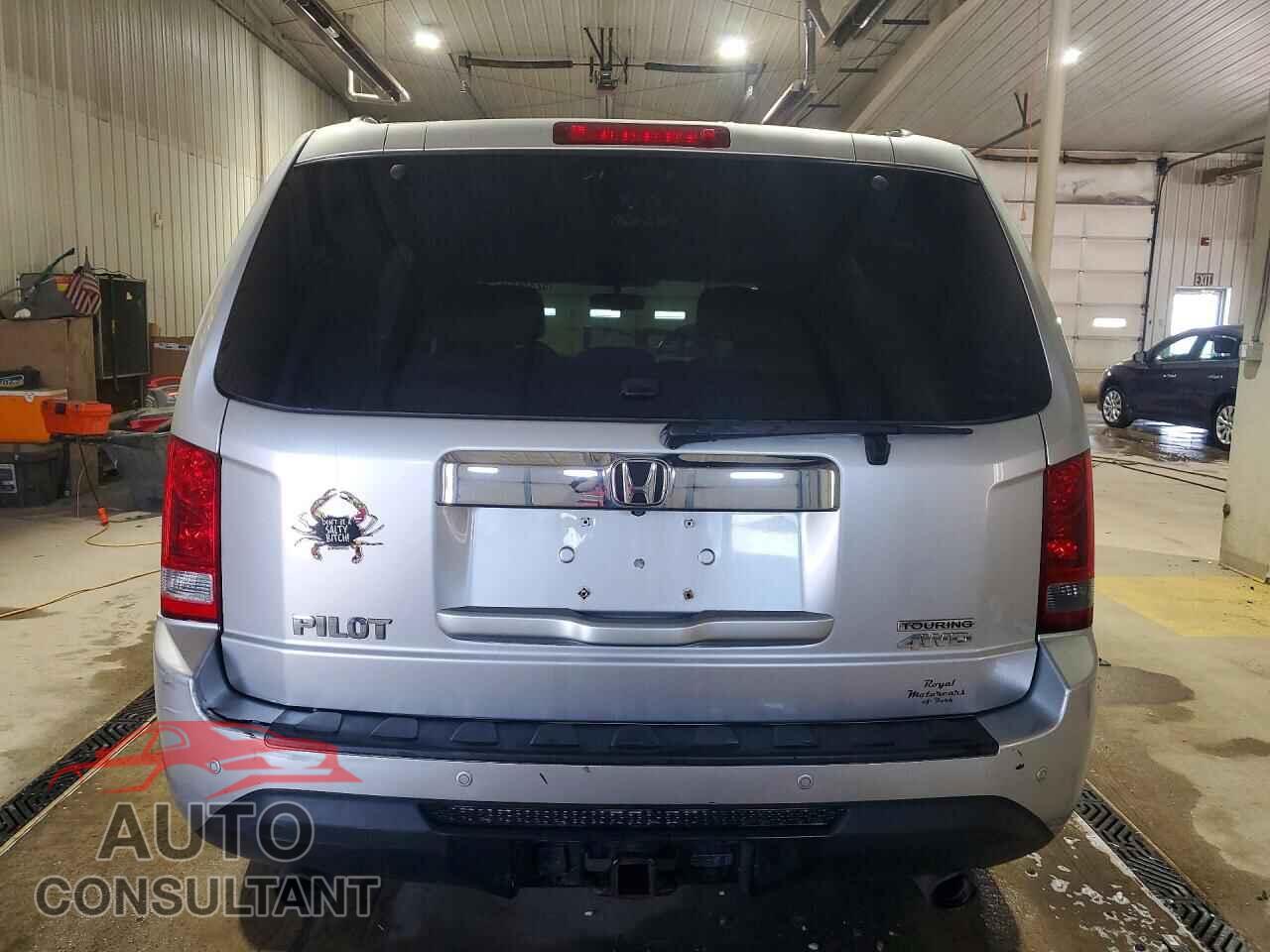 HONDA PILOT 2013 - 5FNYF4H93DB056274