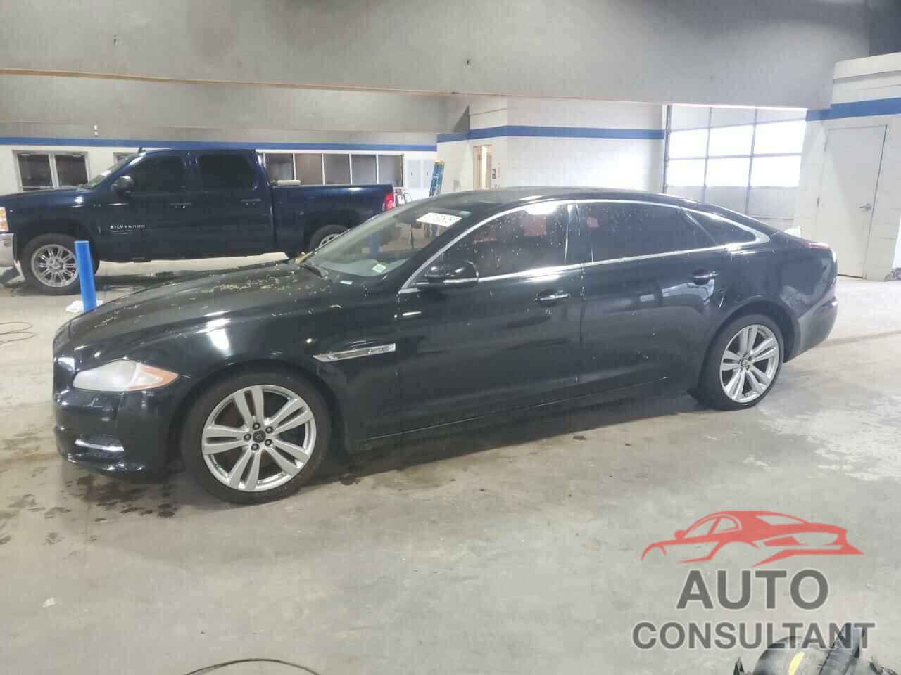 JAGUAR XJ 2011 - SAJWA2GB2BLV09830