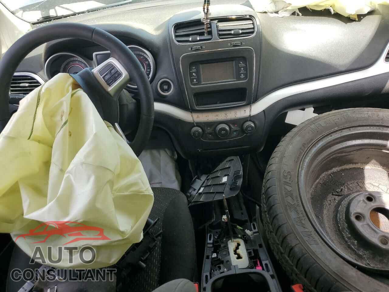 DODGE JOURNEY 2018 - 3C4PDCAB7JT527512