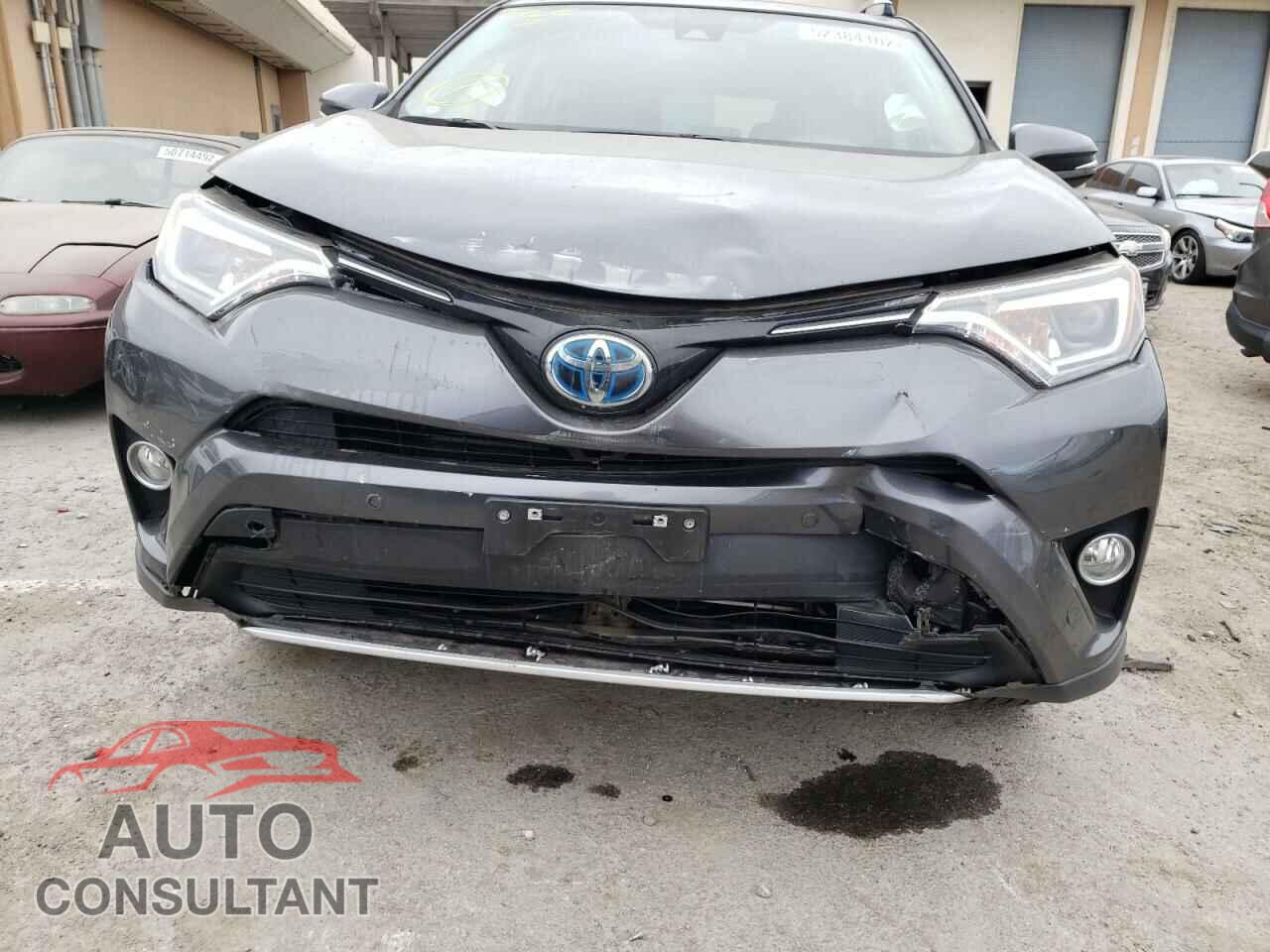 TOYOTA RAV4 2018 - JTMDJREV9JD166325