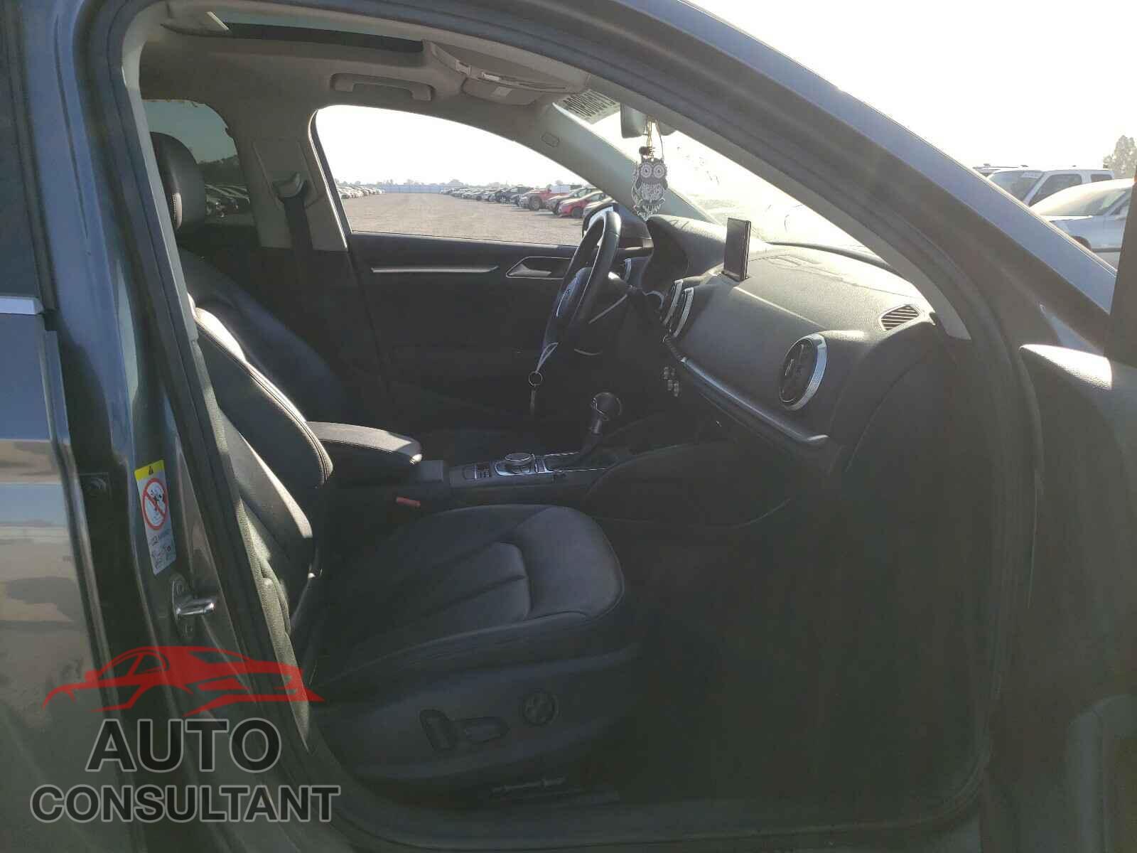 AUDI A3 2015 - WAUCCGFF3F1004214