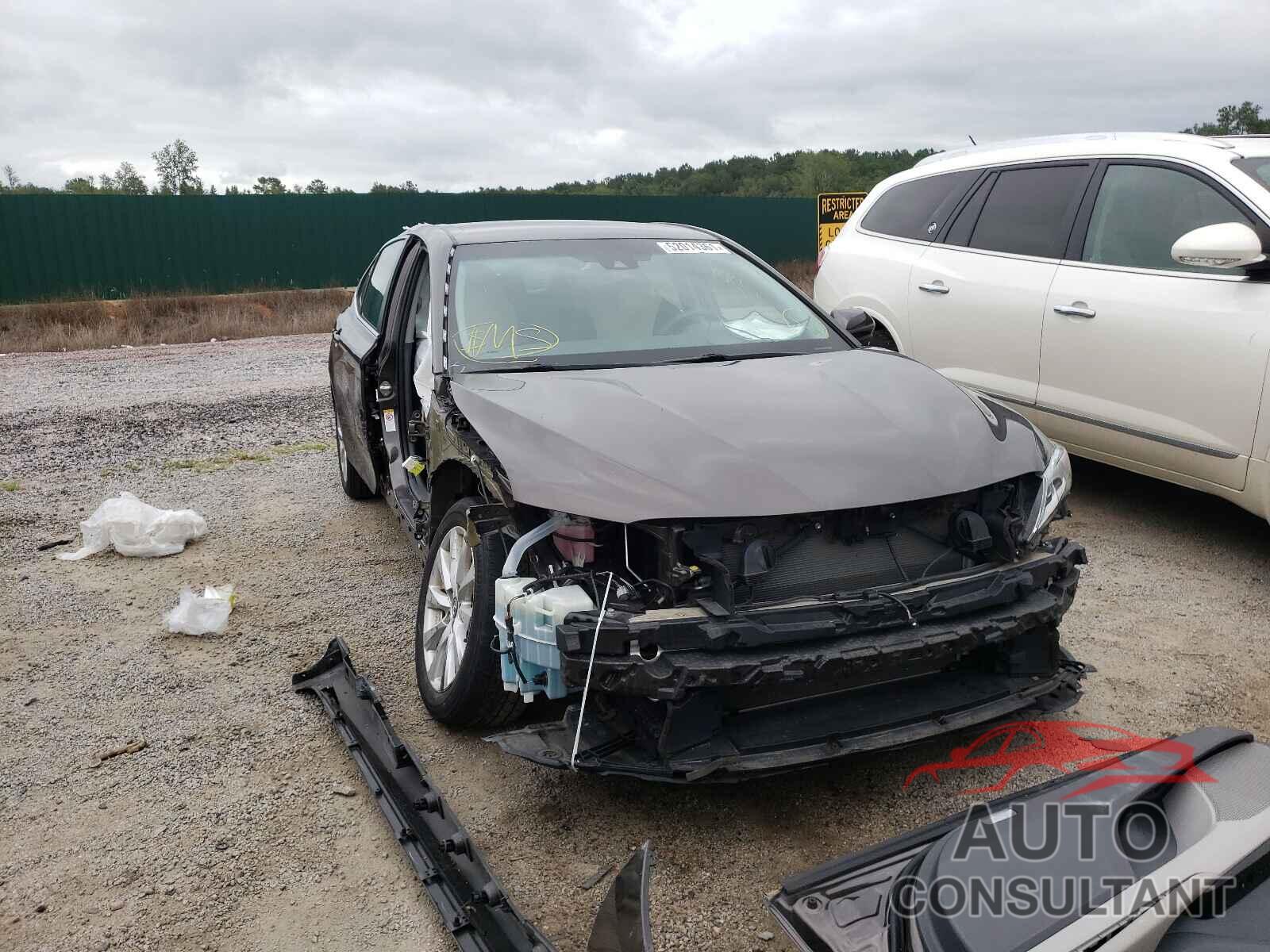 TOYOTA CAMRY 2018 - 4T1B11HK3JU150336